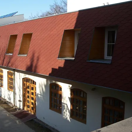 Amphone ホテル 3*